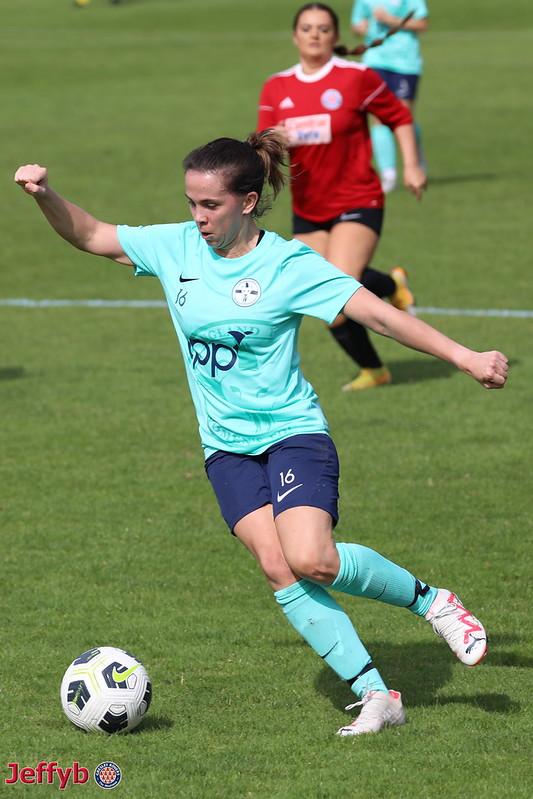 England deaf women's world cup player physio Keira How